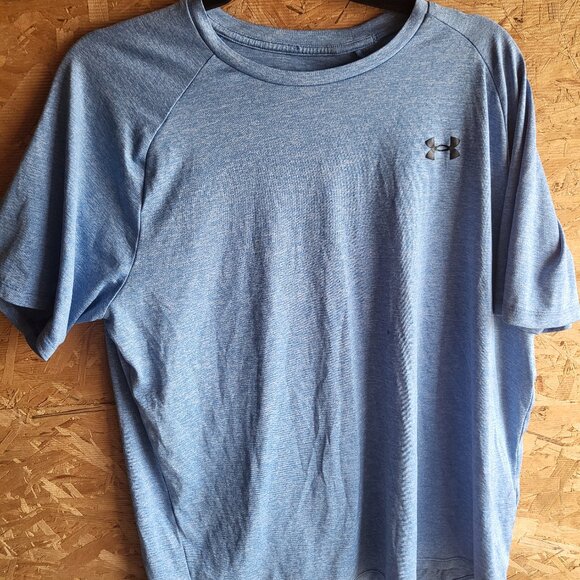 Under armour men's t-shirt (medium, light blue), good condition! $15 - Picture 1 of 4